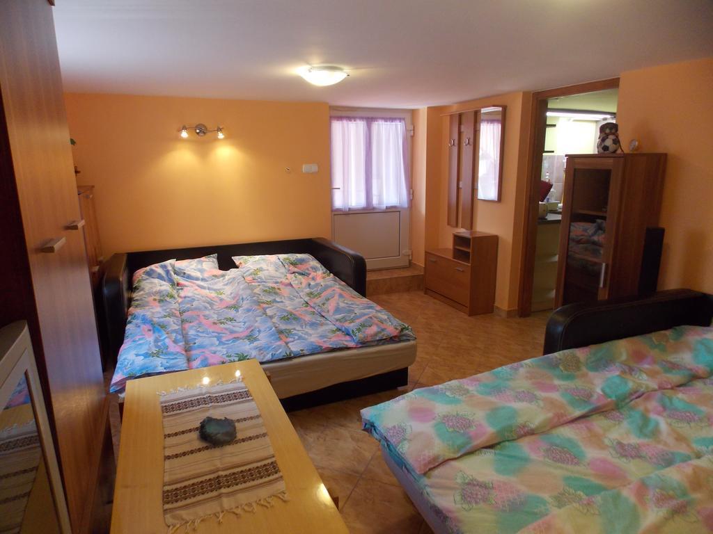 Szonja Apartman Egerszalók Exterior foto