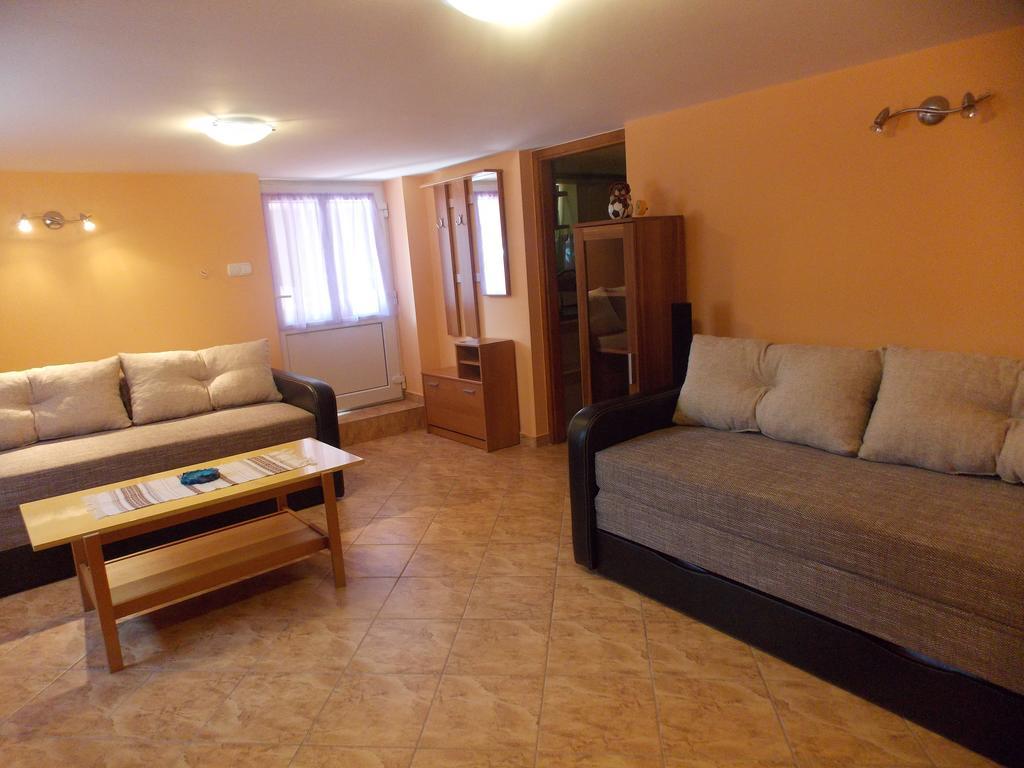 Szonja Apartman Egerszalók Exterior foto